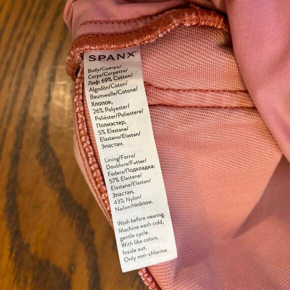 Spanx Jean-ish Legging Womens Coral Pink SMALL Pull On Pants Ankle Stretch FLAWS - Picture 9 of 14